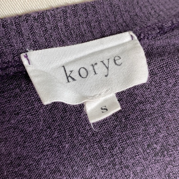 Korye lightweight V-neck sweater elongated sides weekend casual loungewear small - Picture 6 of 6